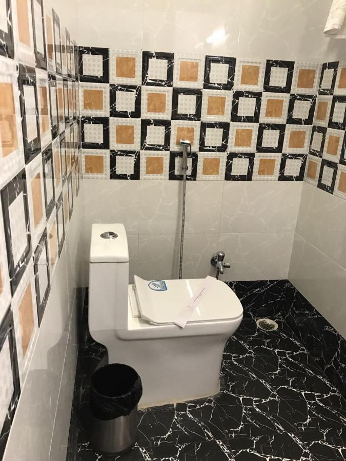 Hotel Anandi Inn Ballia Екстериор снимка